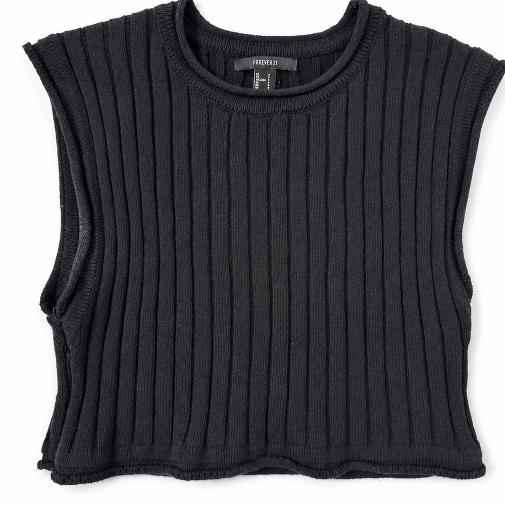 Forever 21 Black Ribbed Crewneck Crop Tank